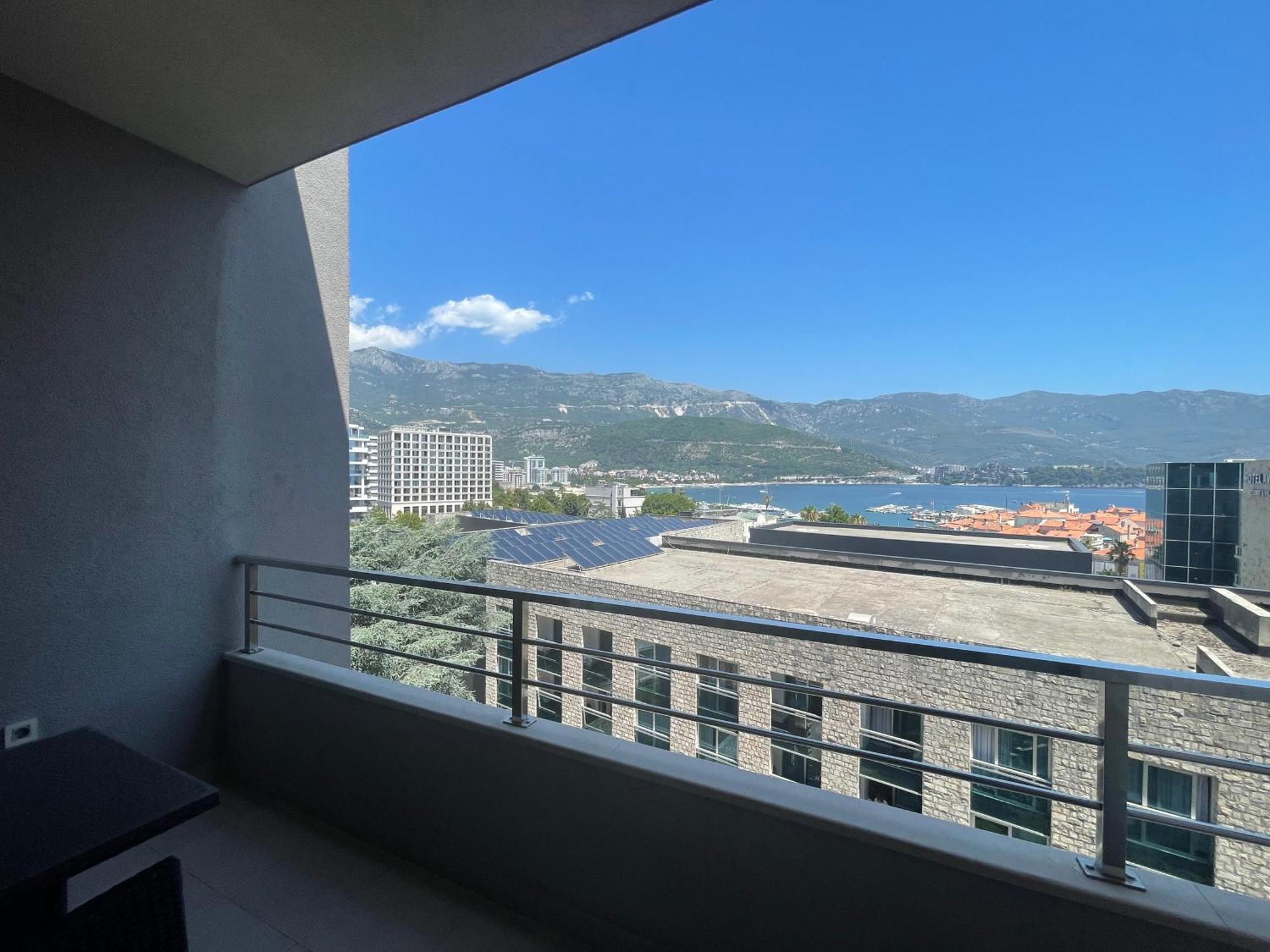 Hotel Butua Residence Budva Exteriör bild