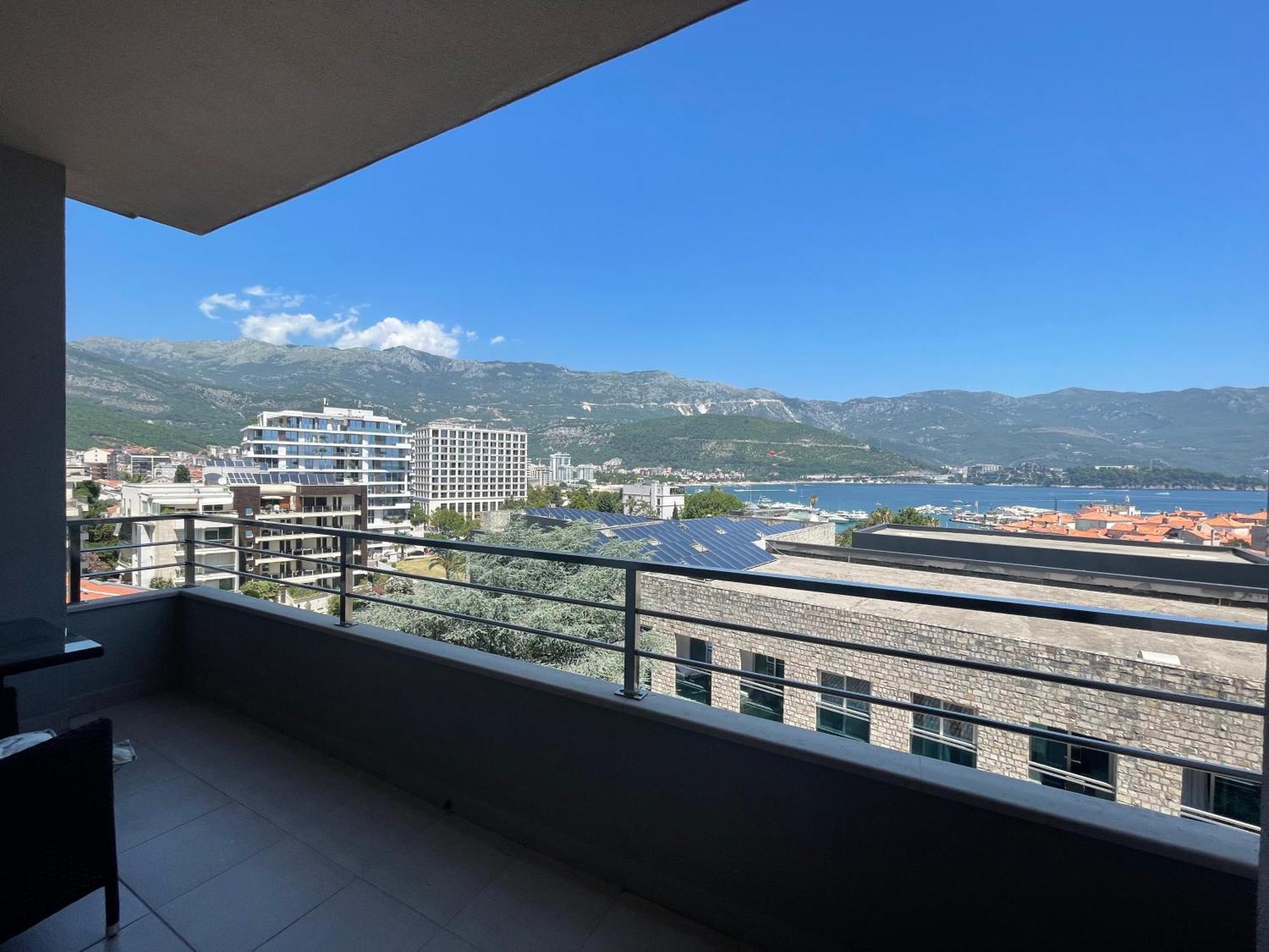 Hotel Butua Residence Budva Exteriör bild