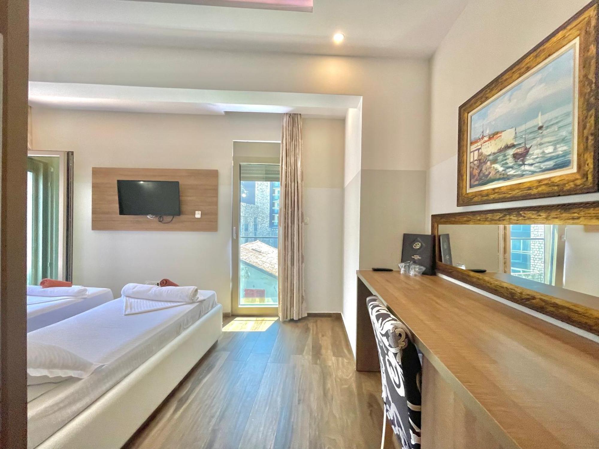Hotel Butua Residence Budva Exteriör bild